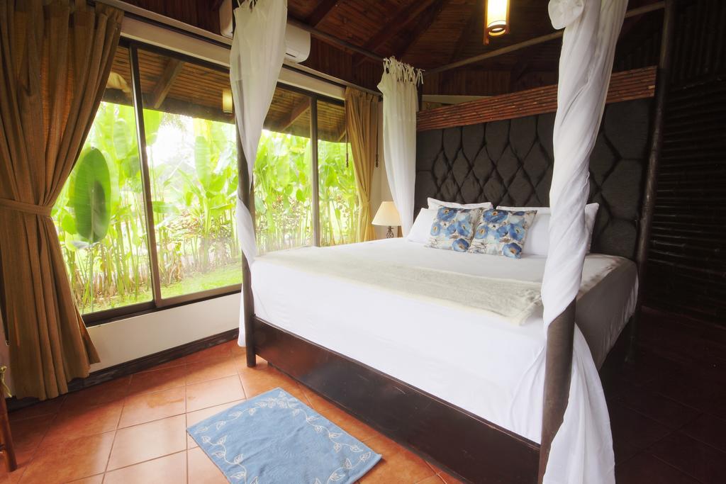 Arenal Waterfall Lodge Villas La Fortuna Екстериор снимка